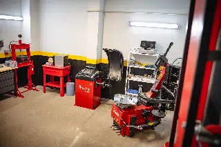 Autoservis Bez Komprese - ROB05586